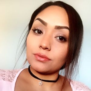 Meet your Posher, Maricela